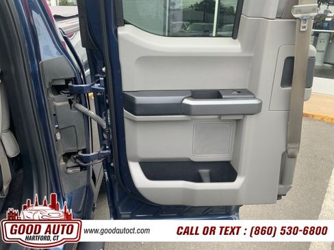 Used 2017 Ford F150 XLT w/ Equipment Group 302A Luxury AWD/4WD image 11