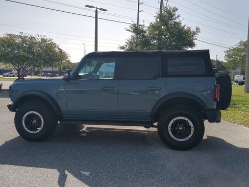 Certified 2022 Ford Bronco Outer Banks w/ Sasquatch Package AWD/4WD image 8