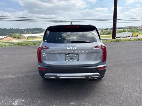 Used 2022 Kia Telluride SX FWD image 6