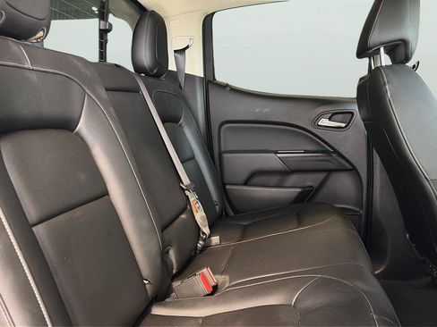 Used 2018 Chevrolet Colorado Z71 AWD/4WD image 15