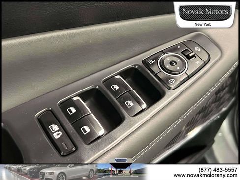 Used 2023 Hyundai Santa Fe Limited AWD/4WD image 18