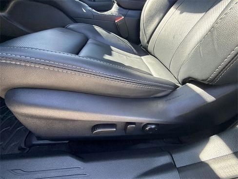 Used 2023 Subaru Outback Limited image 4