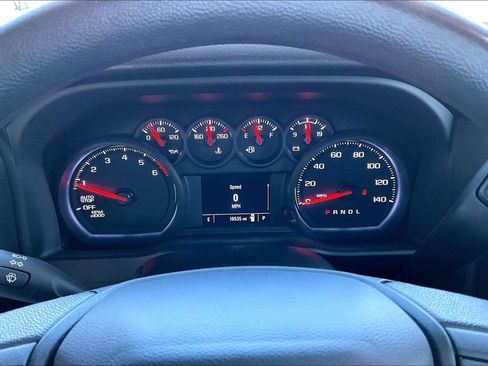 Used 2025 GMC Sierra 1500 Pro w/ Trailering Package RWD image 9