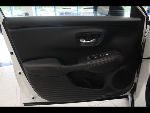 Certified 2025 Honda HR-V Sport image 14