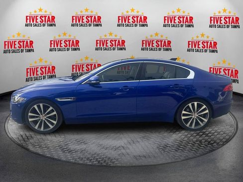 Used 2017 Jaguar XE Prestige RWD image 4