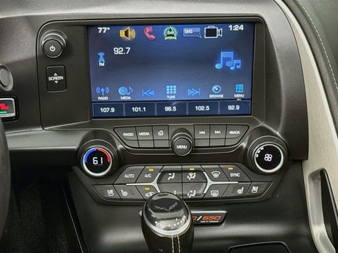Used 2018 Chevrolet Corvette Z06 RWD image 27