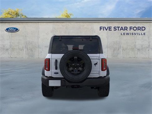 New 2025 Ford Bronco Outer Banks image 6