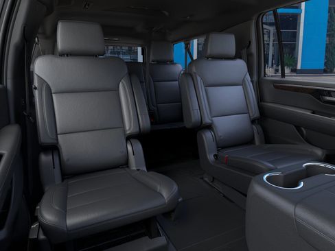 New 2026 Chevrolet Suburban Z71 w/ Comfort Package image 17