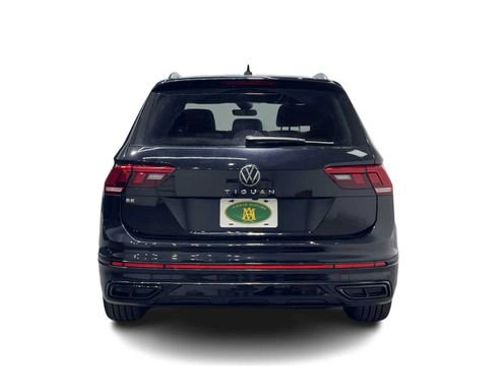 Used 2024 Volkswagen Tiguan SE R-Line image 3