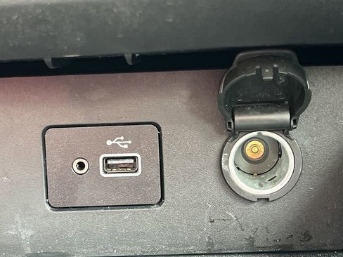 Used 2024 Nissan Altima 2.5 S FWD image 6