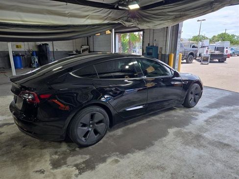 Used 2023 Tesla Model 3 Standard Range RWD image 5