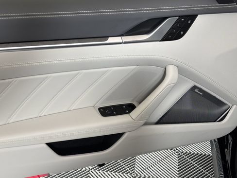 Certified 2025 Porsche 911 Turbo S AWD/4WD image 15