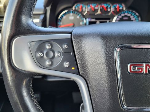 Used 2019 GMC Yukon XL SLT image 21