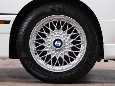 Used 1988 BMW M3 Coupe image 42