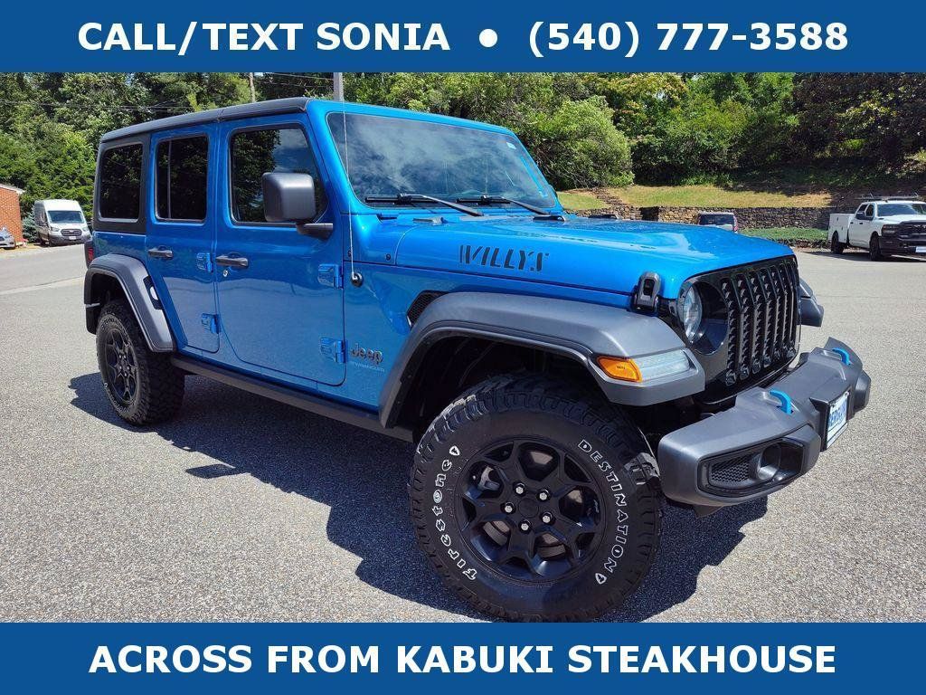 Used 2023 Jeep Wrangler Unlimited w/ Cold Weather Group AWD/4WD image 2