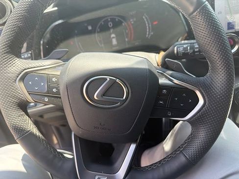 Used 2025 Lexus NX 350 F Sport AWD/4WD image 11