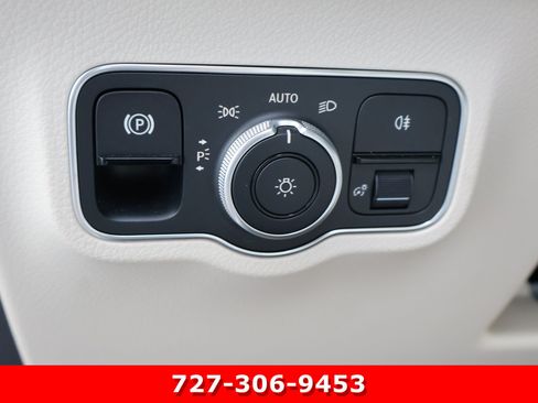 Certified 2023 Mercedes-Benz EQB 300 4MATIC image 22