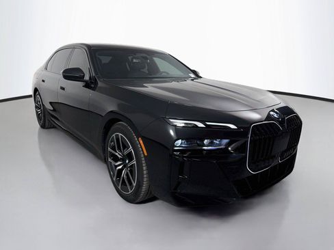 New 2026 BMW 740i xDrive AWD/4WD image 3