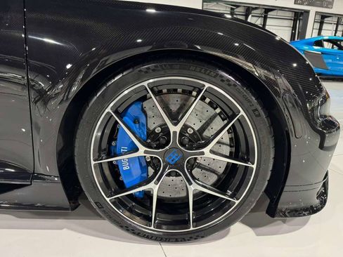 Used 2022 Bugatti Chiron Pur Sport image 43