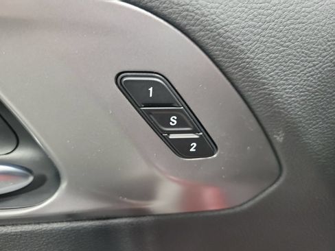 New 2027 Chrysler Pacifica Select AWD/4WD image 25