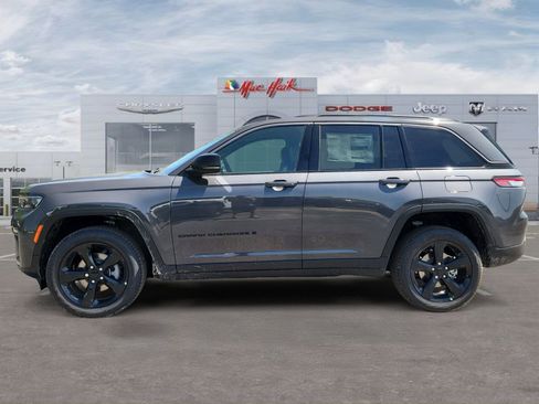 New 2026 Jeep Grand Cherokee Limited w/ Limited Altitude Package RWD image 2