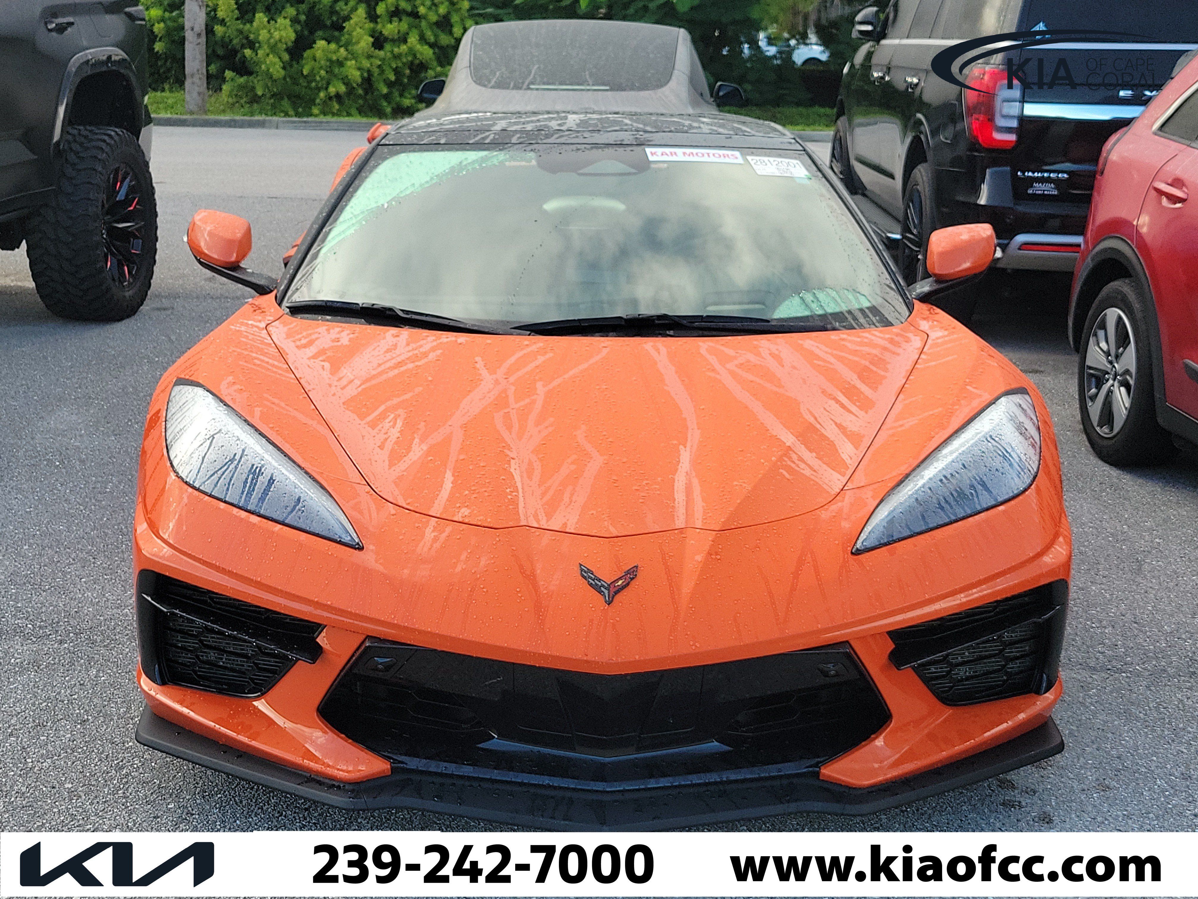 Used 2025 Chevrolet Corvette Stingray Preferred Conv w/ Z51 Performance Package RWD image 3