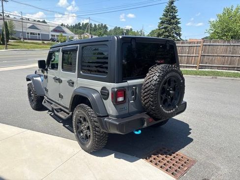 Used 2023 Jeep Wrangler Unlimited w/ 8.4" Radio Group AWD/4WD image 6