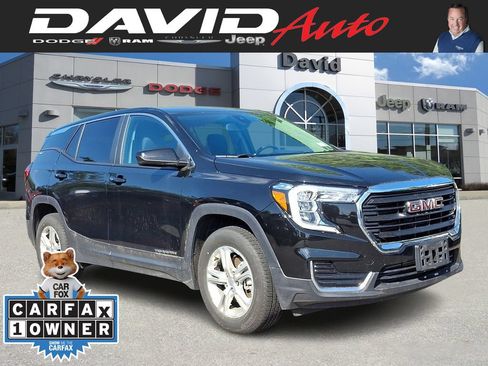 Used 2024 GMC Terrain SLE AWD/4WD image 1