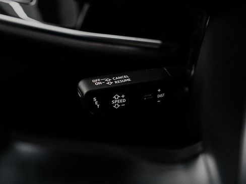 Used 2023 Audi A8 L 3.0T w/ Luxury Package image 23