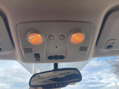 Used 2014 GMC Acadia Denali image 22