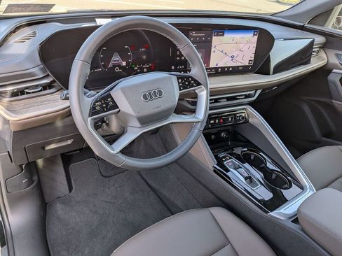 New 2025 Audi Q5 2.0T Premium Plus image 7