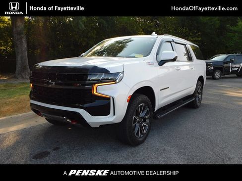 Used 2022 Chevrolet Suburban Z71 AWD/4WD image 1