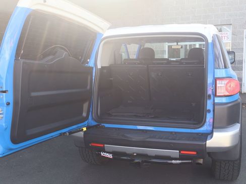 Used 2007 Toyota FJ Cruiser 4WD image 33