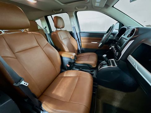 Used 2017 Jeep Compass High Altitude image 27