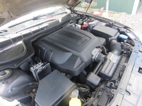 Used 2009 Pontiac G8 w/ Premium Package RWD image 30