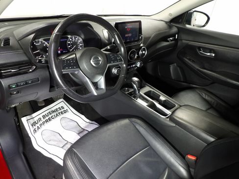 Used 2020 Nissan Sentra SV FWD image 10