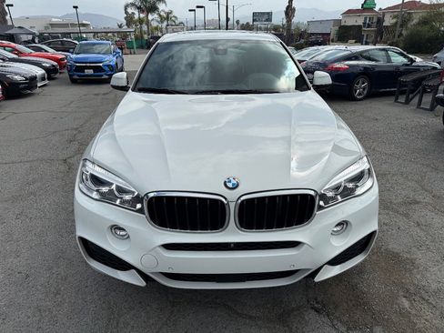 Used 2019 BMW X6 sDrive35i w/ M Sport Package RWD image 4