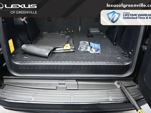 Certified 2023 Lexus GX 460 Premium w/ Premium Package AWD/4WD image 28
