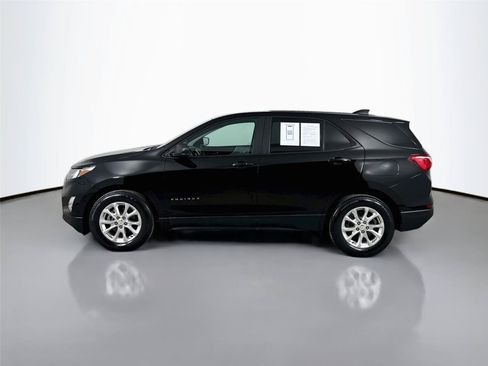 Used 2020 Chevrolet Equinox LS w/ LS Convenience Package FWD image 6