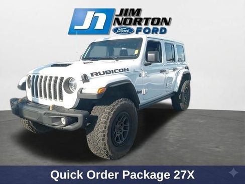 Used 2022 Jeep Wrangler Unlimited Rubicon w/ Xtreme Recon 35" Tire Package AWD/4WD image 4