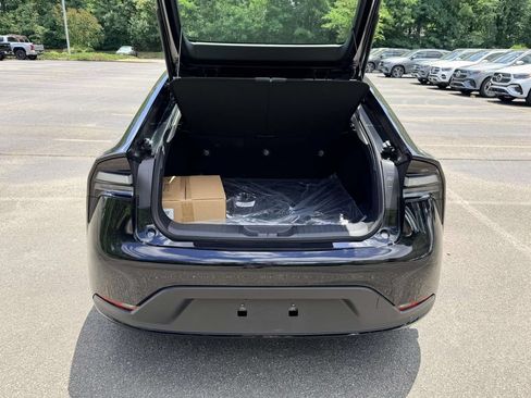 New 2026 Toyota Prius Plug-In Hybrid FWD image 15