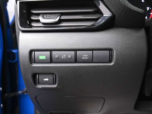 Used 2022 Nissan Sentra SV w/ Trunk Package image 9