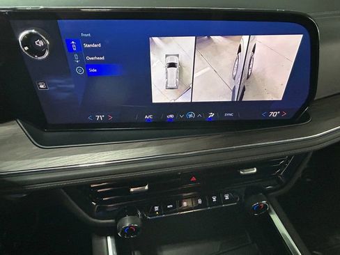 Used 2025 Chevrolet Tahoe LS image 30