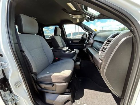 Used 2024 RAM 3500 Big Horn AWD/4WD image 35