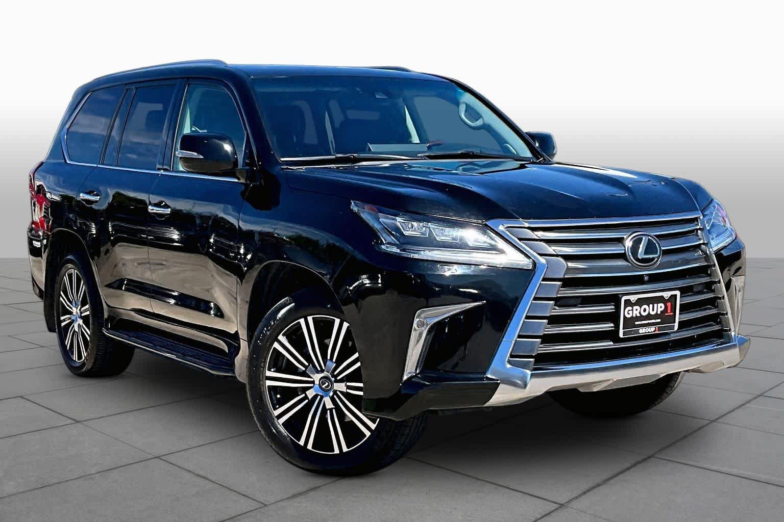 Used 2021 Lexus LX 570 4WD w/ Luxury Package image 3
