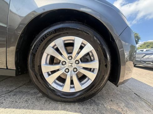 Used 2016 Honda Odyssey SE image 24