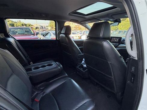 Used 2021 Honda Odyssey EX-L image 18