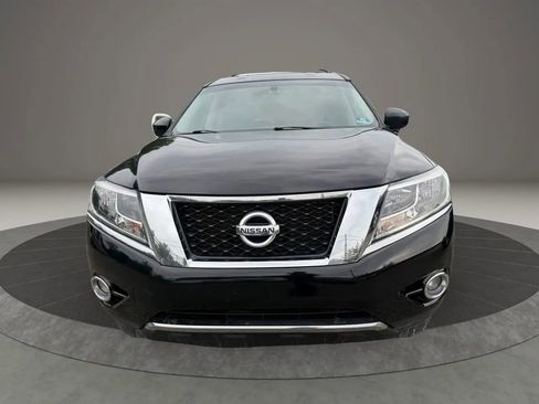 Used 2015 Nissan Pathfinder SV w/ Trailer Tow Package AWD/4WD image 2
