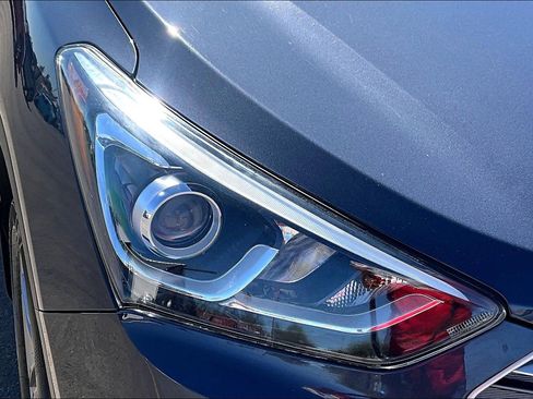 Used 2019 Honda CR-V LX image 28