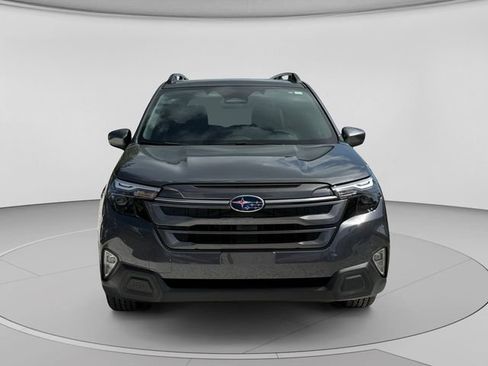 Used 2026 Subaru Forester Premium AWD/4WD image 9